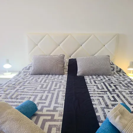 Club Paraiso By Helloapartments Playa Paraiso (Tenerife)
